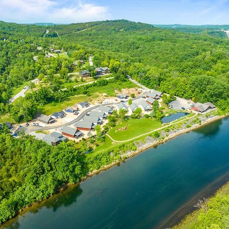 New Ozark Oasis Luxe Cabin Retreat With Hot Tub Hollister エクステリア 写真