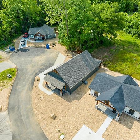 New Ozark Oasis Luxe Cabin Retreat With Hot Tub Hollister エクステリア 写真