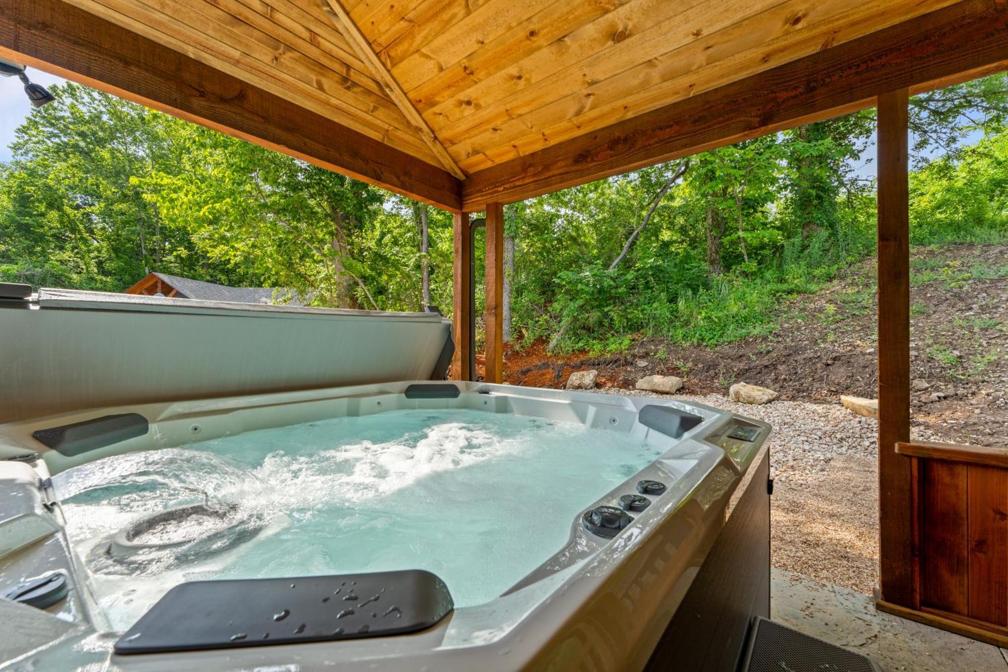 New Ozark Oasis Luxe Cabin Retreat With Hot Tub Hollister エクステリア 写真