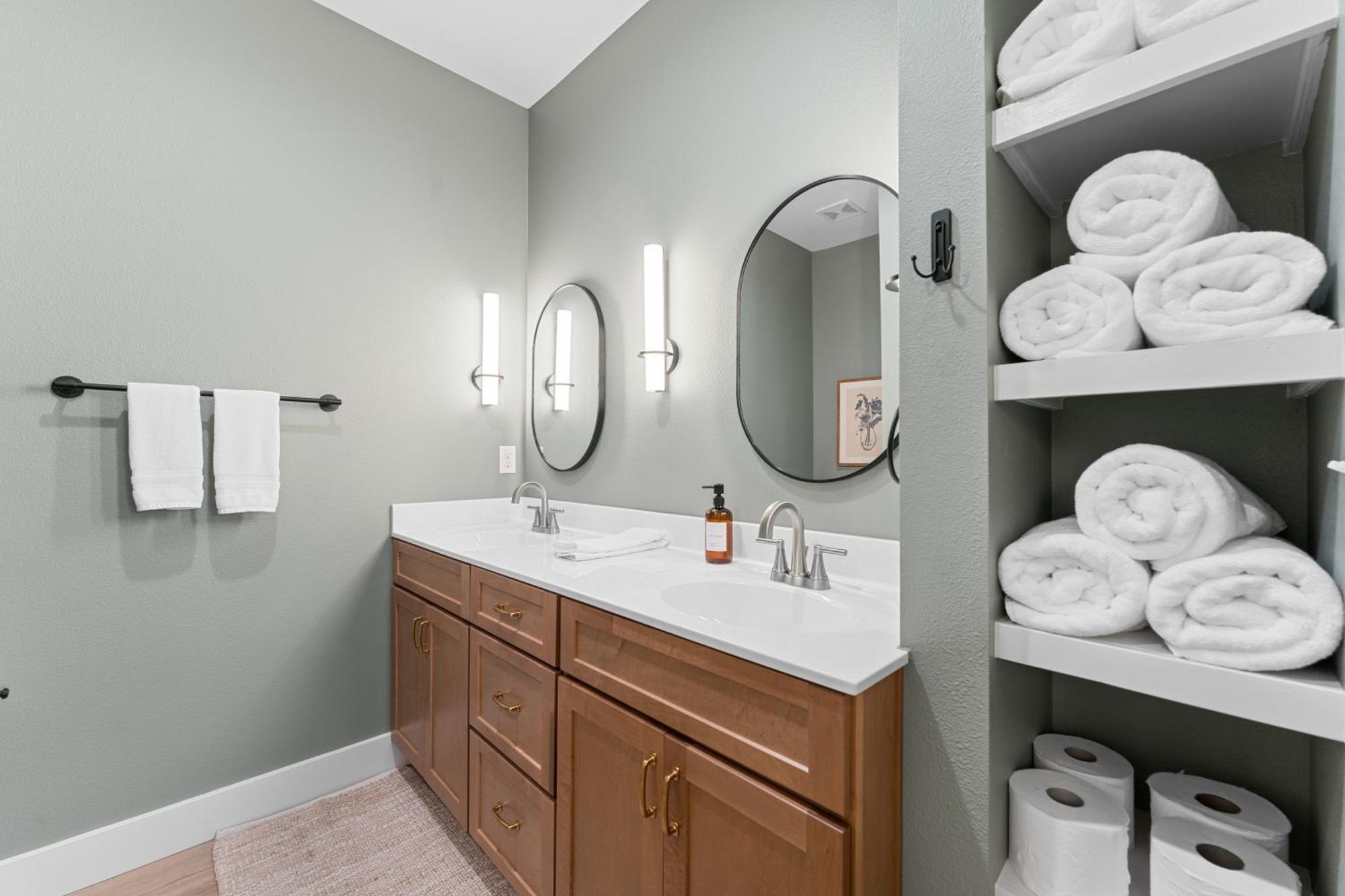 New Ozark Oasis Luxe Cabin Retreat With Hot Tub Hollister エクステリア 写真