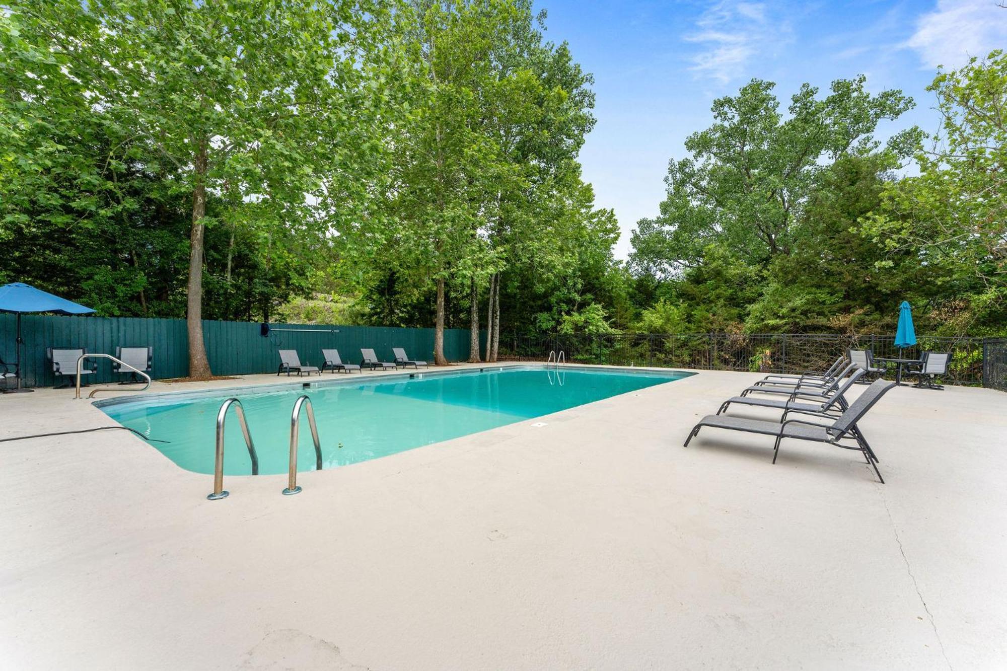 New Ozark Oasis Luxe Cabin Retreat With Hot Tub Hollister エクステリア 写真